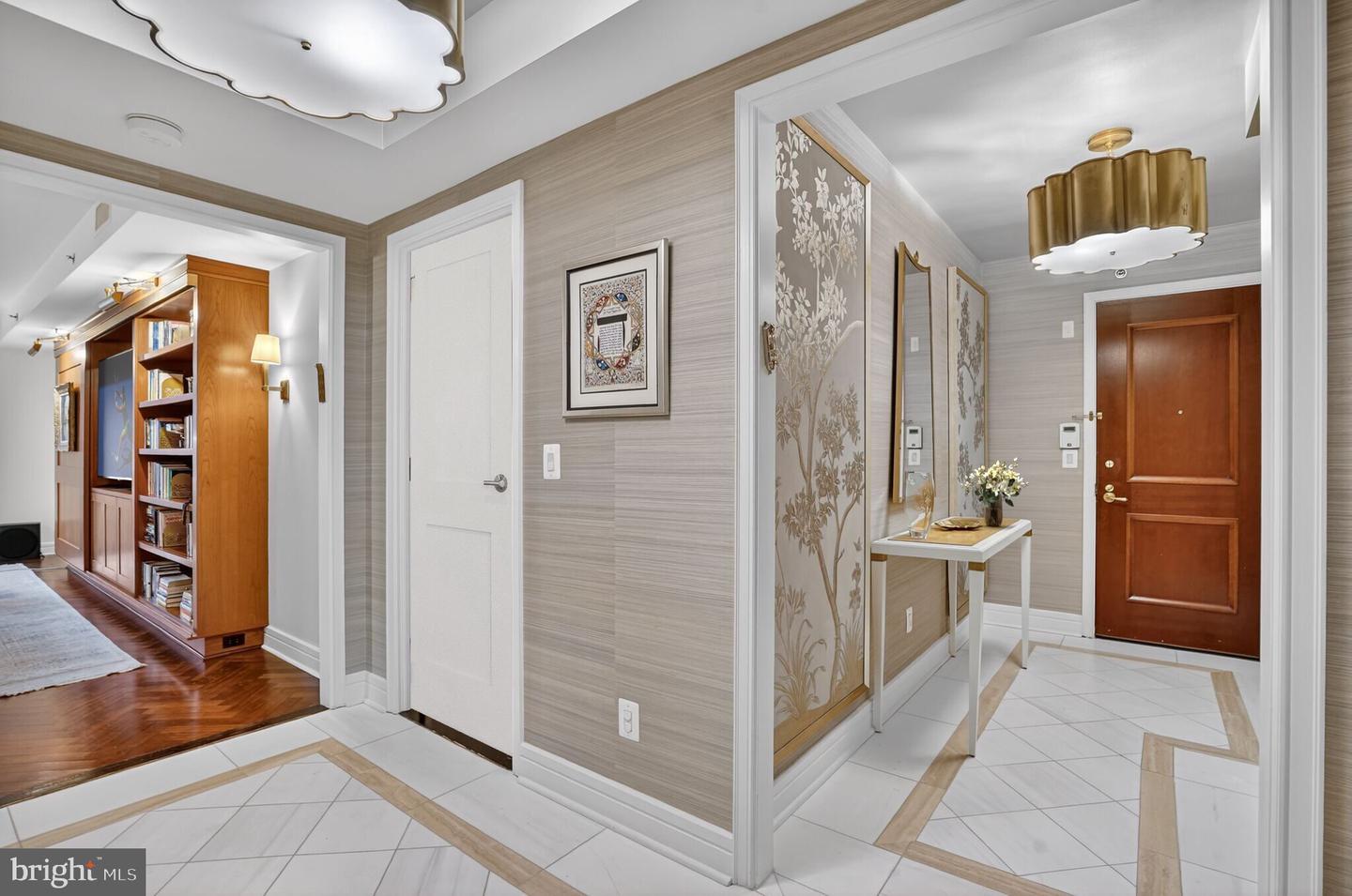 1111 23RD ST NW #2B, WASHINGTON, District Of Columbia 20037, 3 Bedrooms Bedrooms, ,3 BathroomsBathrooms,Residential,For sale,1111 23RD ST NW #2B,DCDC2248204 MLS # DCDC2248204