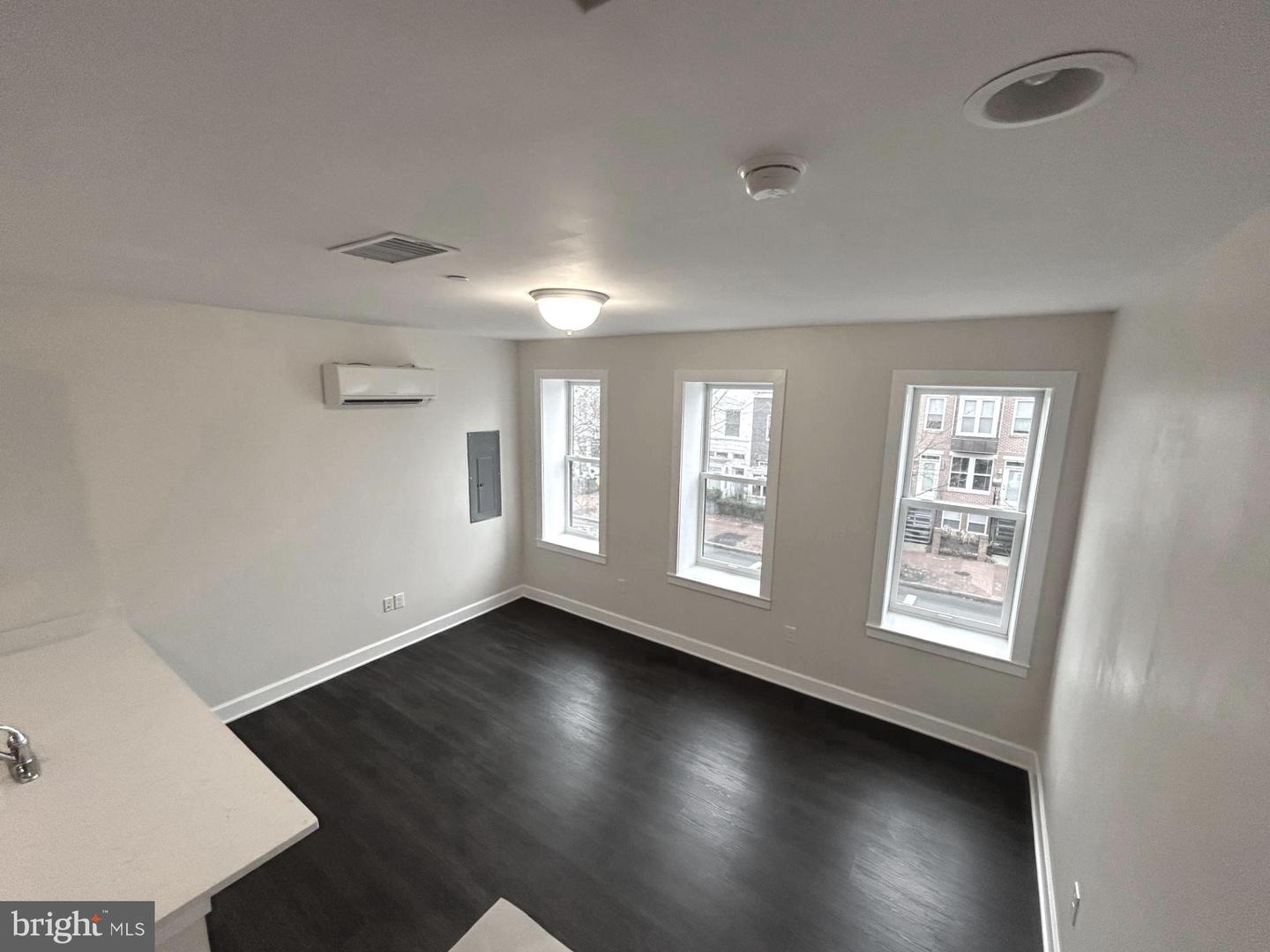 1314 CONSTITUTION AVE NE #1, WASHINGTON, District Of Columbia 20002, 3 Bedrooms Bedrooms, ,3 BathroomsBathrooms,Residential,For sale,1314 CONSTITUTION AVE NE #1,DCDC2248114 MLS # DCDC2248114