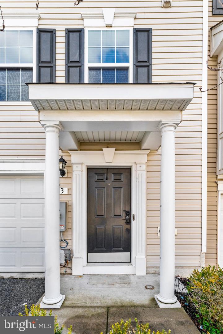 113 WORSHAM TER, WINCHESTER, Virginia 22602, 3 Bedrooms Bedrooms, ,2 BathroomsBathrooms,Residential,For sale,113 WORSHAM TER,VAFV2039830 MLS # VAFV2039830