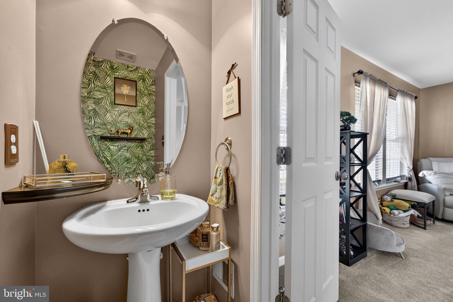 113 WORSHAM TER, WINCHESTER, Virginia 22602, 3 Bedrooms Bedrooms, ,2 BathroomsBathrooms,Residential,For sale,113 WORSHAM TER,VAFV2039830 MLS # VAFV2039830