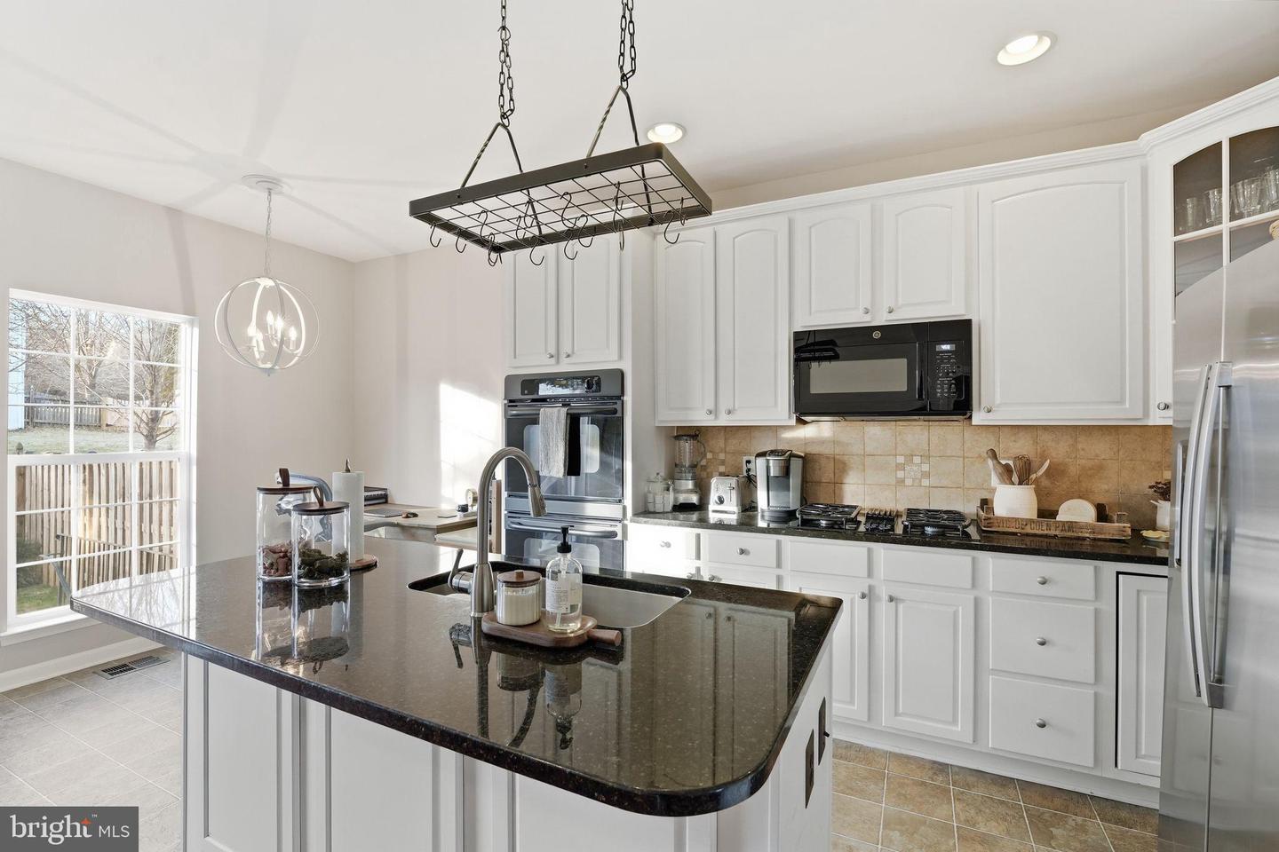 808 PERSIMMON PL, CULPEPER, Virginia 22701, 3 Bedrooms Bedrooms, 11 Rooms Rooms,3 BathroomsBathrooms,Residential,For sale,808 PERSIMMON PL,VACU2012790 MLS # VACU2012790