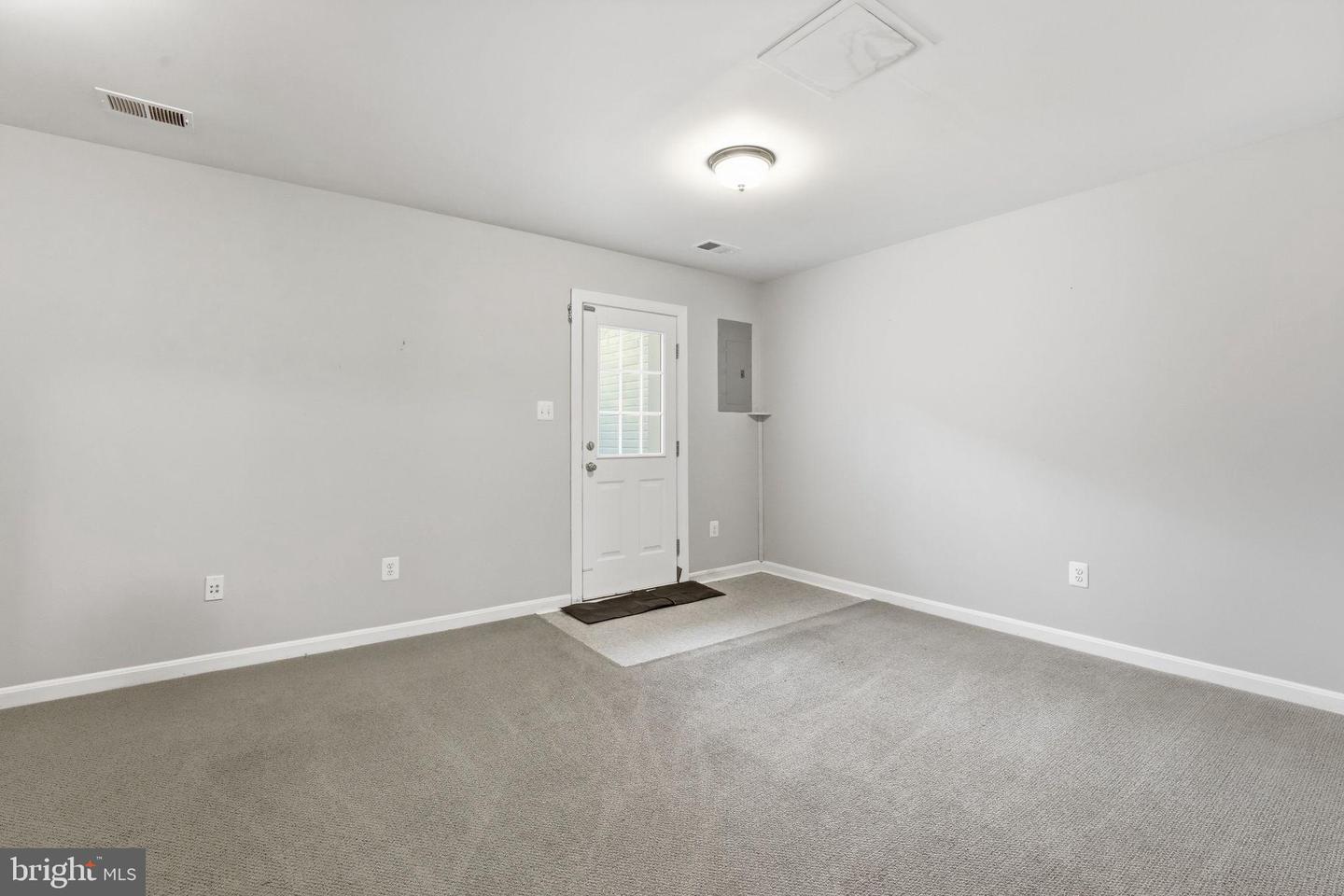 808 PERSIMMON PL, CULPEPER, Virginia 22701, 3 Bedrooms Bedrooms, 11 Rooms Rooms,3 BathroomsBathrooms,Residential,For sale,808 PERSIMMON PL,VACU2012790 MLS # VACU2012790