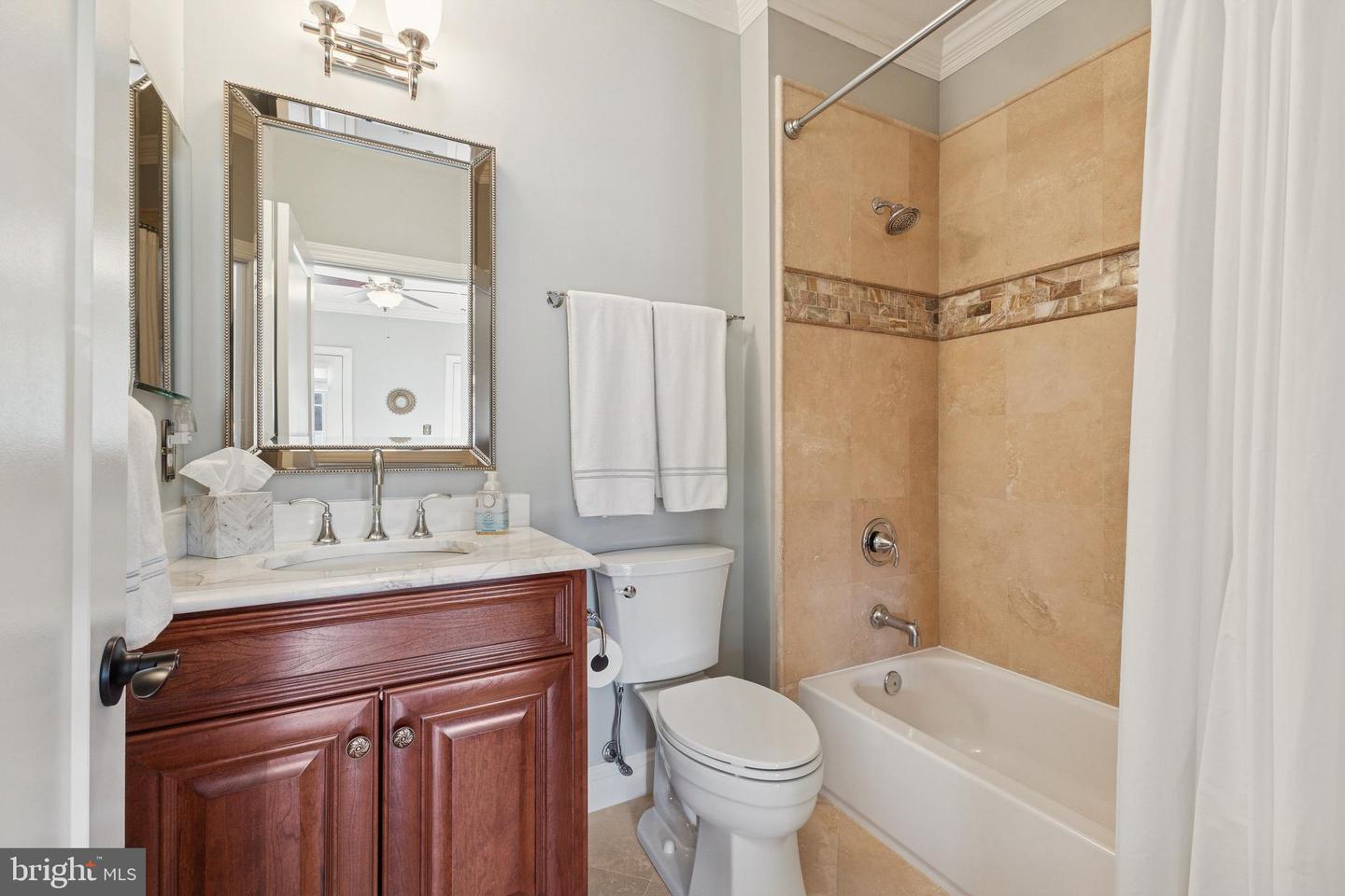 8346 ROXBOROUGH LOOP, GAINESVILLE, Virginia 20155, 4 Bedrooms Bedrooms, ,4 BathroomsBathrooms,Residential,For sale,8346 ROXBOROUGH LOOP,VAPW2113494 MLS # VAPW2113494