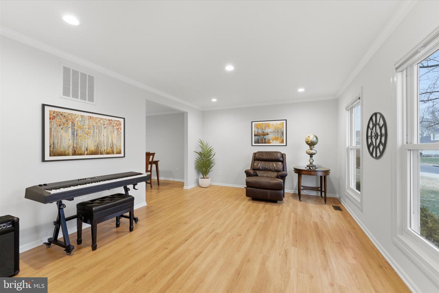 122 BRIARWOOD CT, STERLING, Virginia 20164, 4 Bedrooms Bedrooms, ,2 BathroomsBathrooms,Residential,For sale,122 BRIARWOOD CT,VALO2116998 MLS # VALO2116998