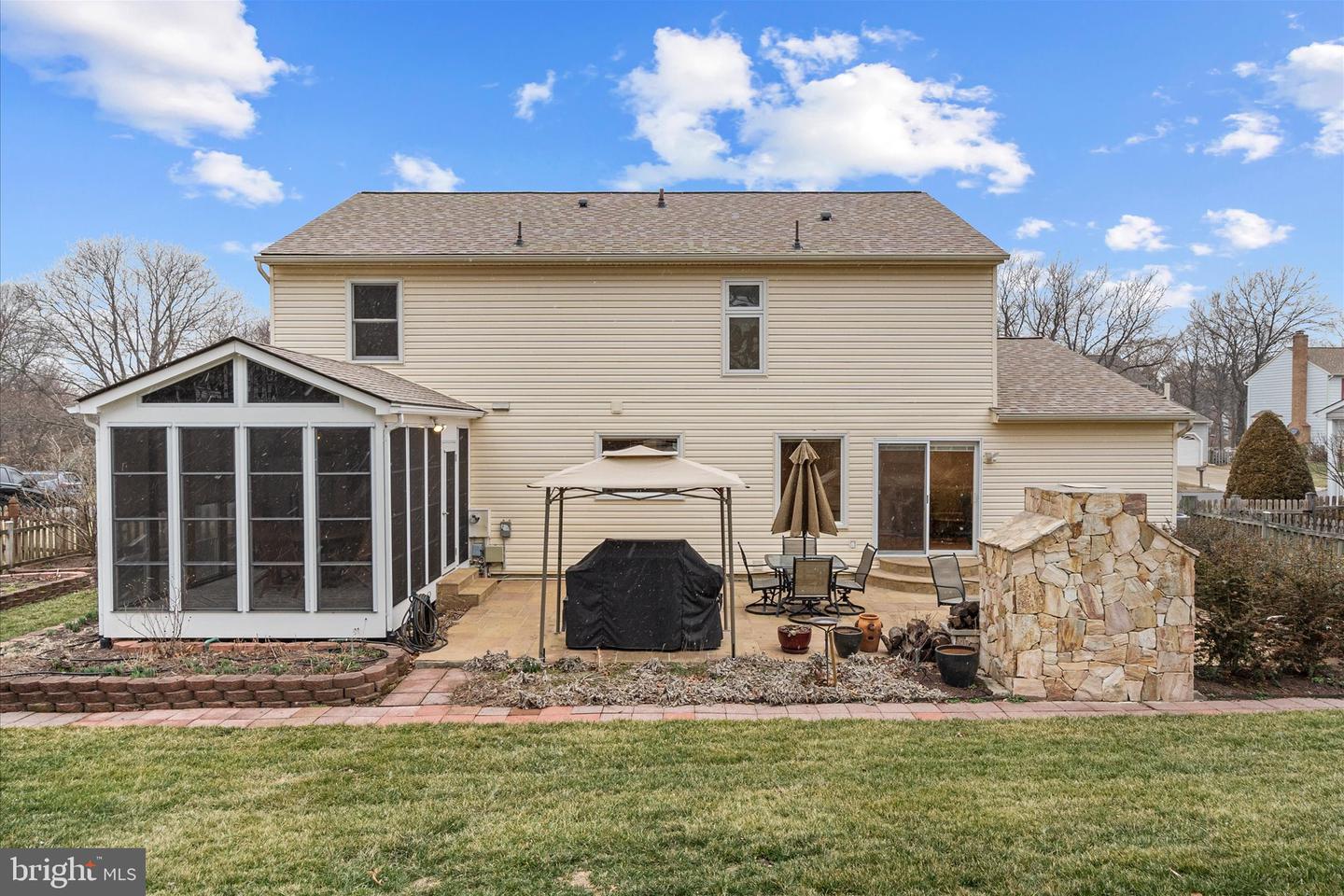 122 BRIARWOOD CT, STERLING, Virginia 20164, 4 Bedrooms Bedrooms, ,2 BathroomsBathrooms,Residential,For sale,122 BRIARWOOD CT,VALO2116998 MLS # VALO2116998