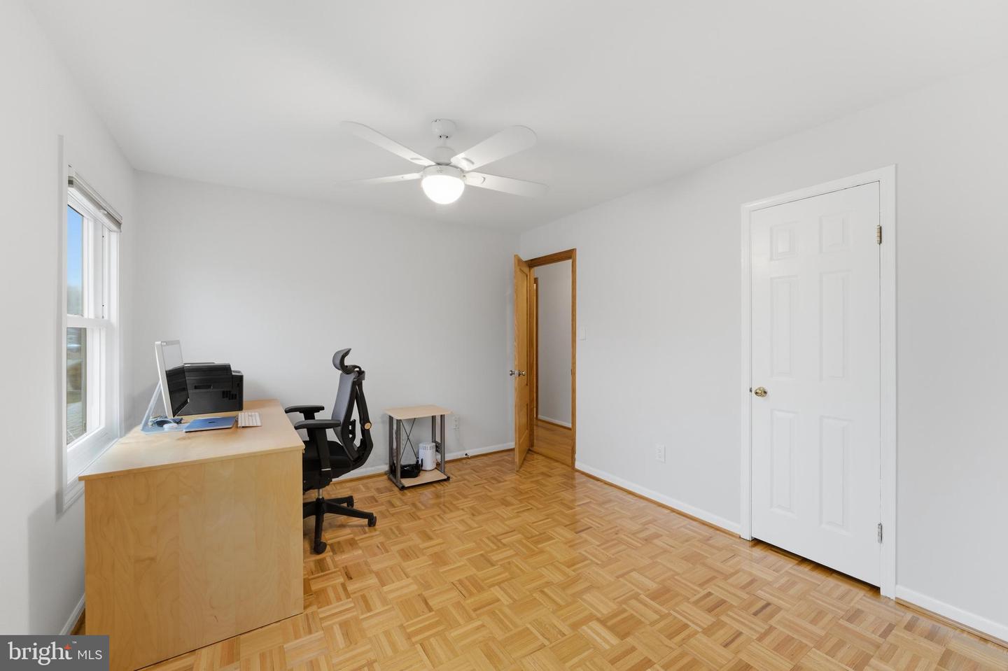 122 BRIARWOOD CT, STERLING, Virginia 20164, 4 Bedrooms Bedrooms, ,2 BathroomsBathrooms,Residential,For sale,122 BRIARWOOD CT,VALO2116998 MLS # VALO2116998