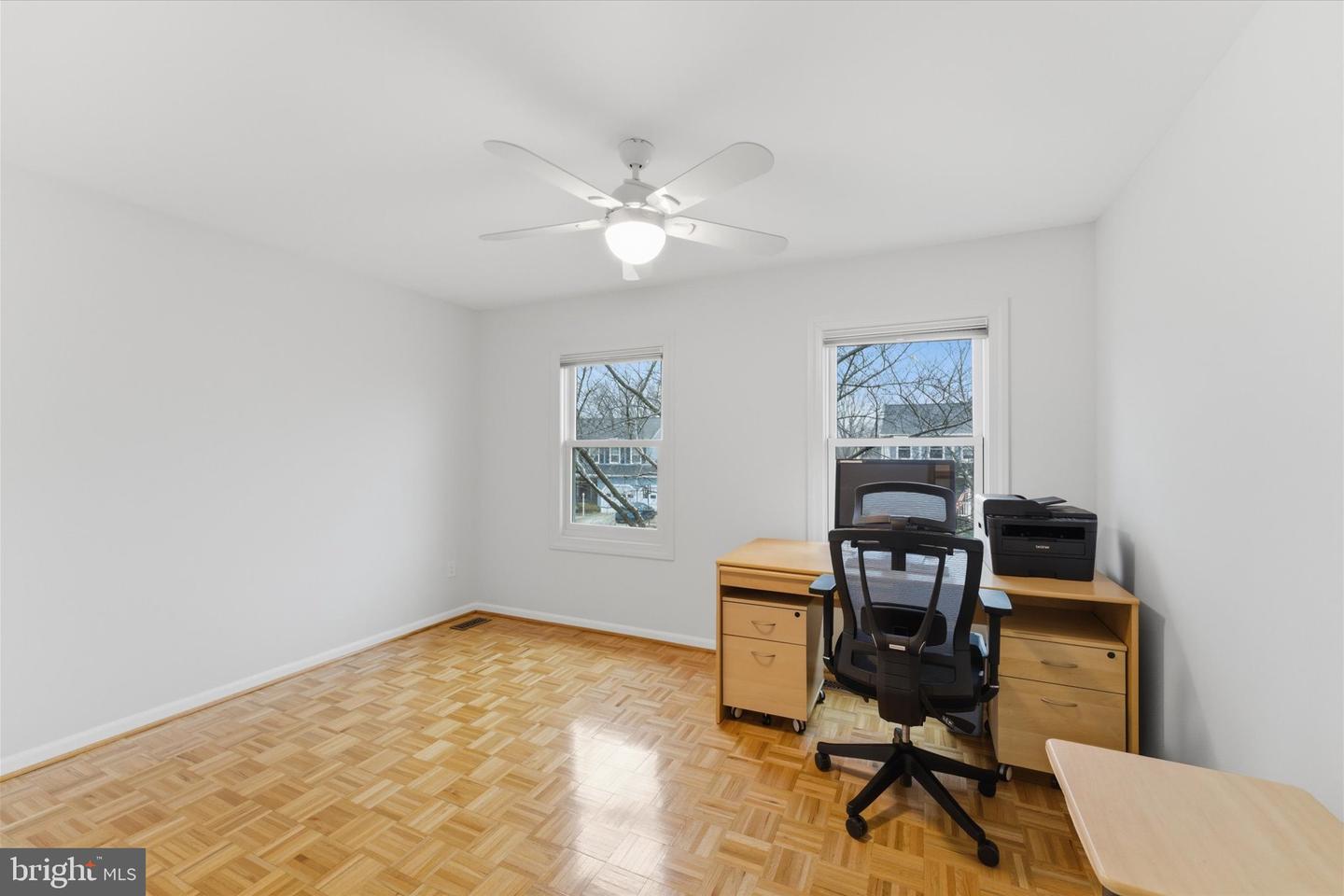 122 BRIARWOOD CT, STERLING, Virginia 20164, 4 Bedrooms Bedrooms, ,2 BathroomsBathrooms,Residential,For sale,122 BRIARWOOD CT,VALO2116998 MLS # VALO2116998