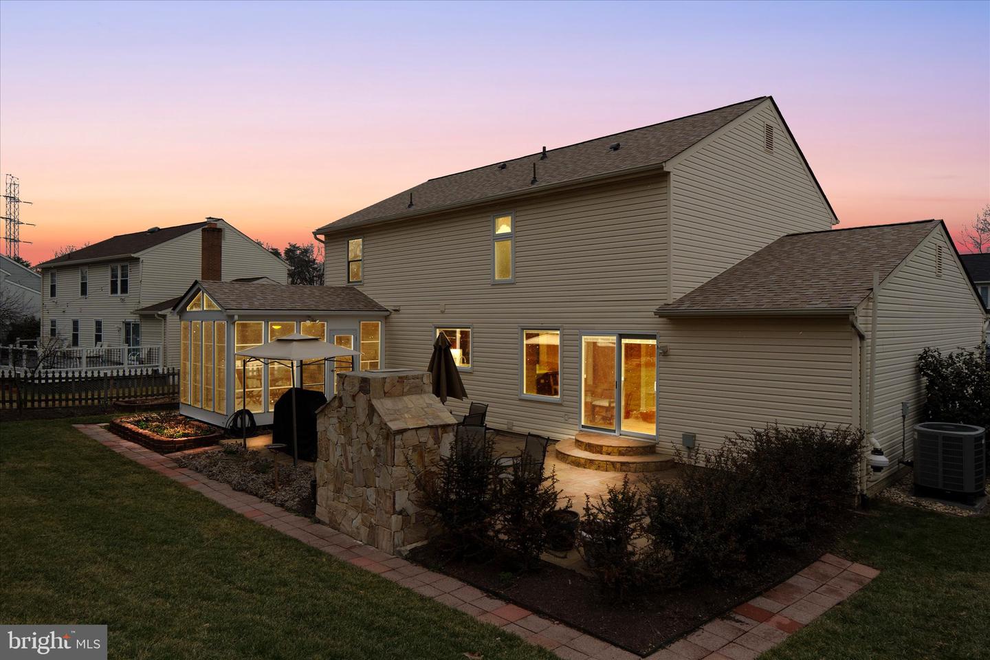 122 BRIARWOOD CT, STERLING, Virginia 20164, 4 Bedrooms Bedrooms, ,2 BathroomsBathrooms,Residential,For sale,122 BRIARWOOD CT,VALO2116998 MLS # VALO2116998