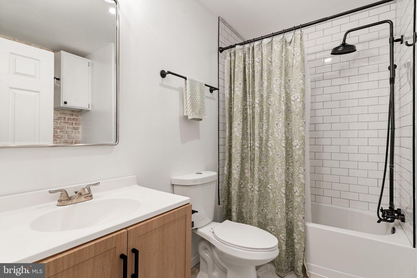 11155 CEDAR LN, BEALETON, Virginia 22712, 3 Bedrooms Bedrooms, ,2 BathroomsBathrooms,Residential,For sale,11155 CEDAR LN,VAFQ2020772 MLS # VAFQ2020772