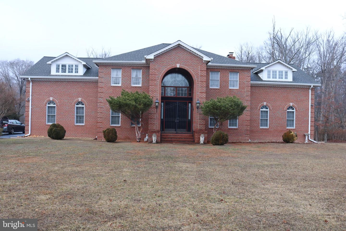 11816 WASHINGTON ST, FAIRFAX, Virginia 22030, 6 Bedrooms Bedrooms, ,4 BathroomsBathrooms,Residential,For sale,11816 WASHINGTON ST,VAFX2293372 MLS # VAFX2293372