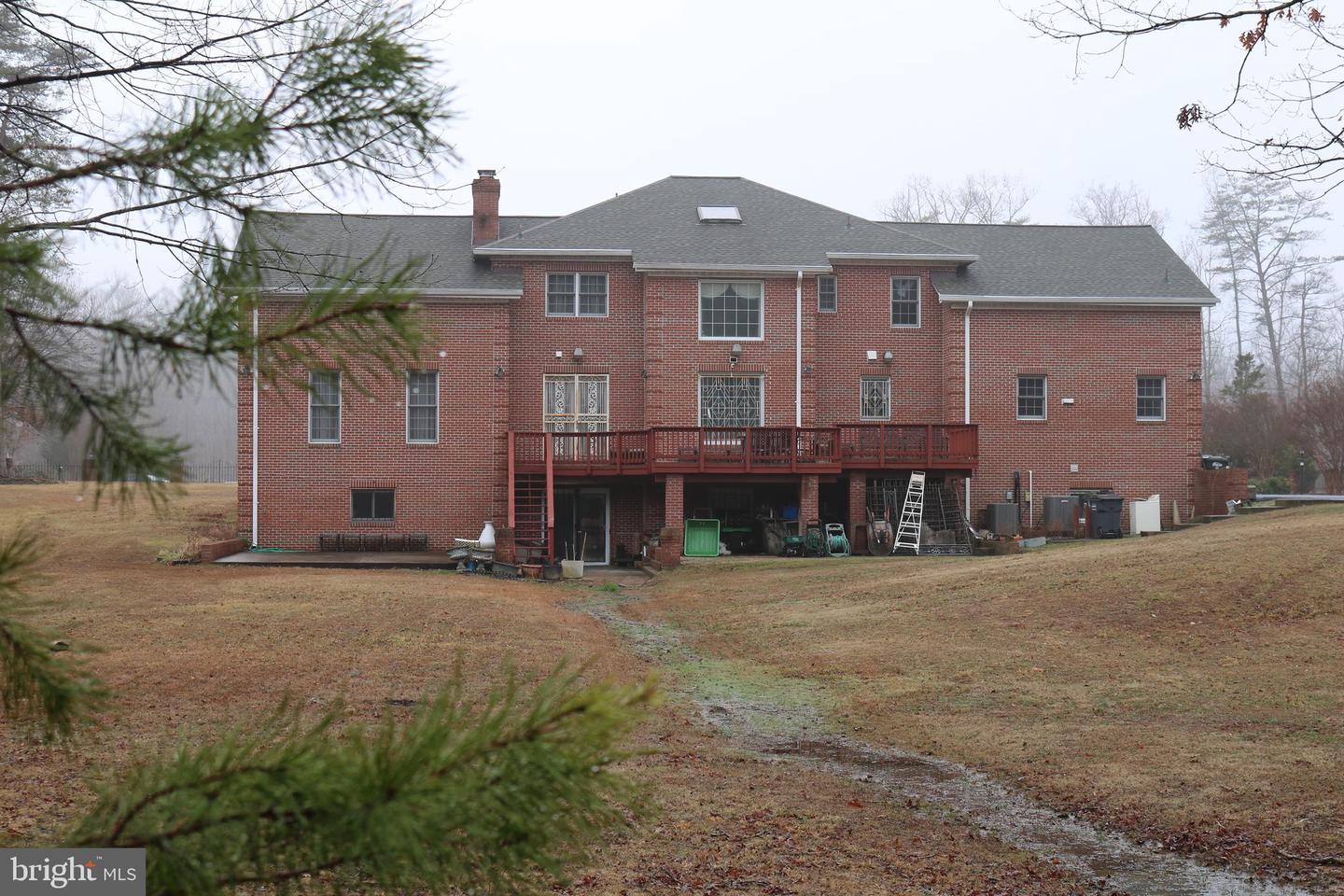 11816 WASHINGTON ST, FAIRFAX, Virginia 22030, 6 Bedrooms Bedrooms, ,4 BathroomsBathrooms,Residential,For sale,11816 WASHINGTON ST,VAFX2293372 MLS # VAFX2293372