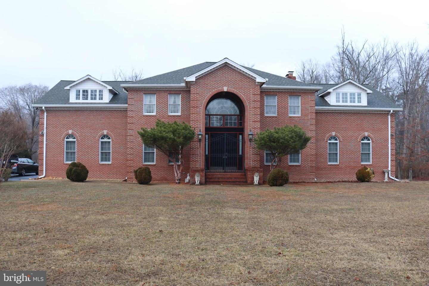 11816 WASHINGTON ST, FAIRFAX, Virginia 22030, 6 Bedrooms Bedrooms, ,4 BathroomsBathrooms,Residential,For sale,11816 WASHINGTON ST,VAFX2293372 MLS # VAFX2293372