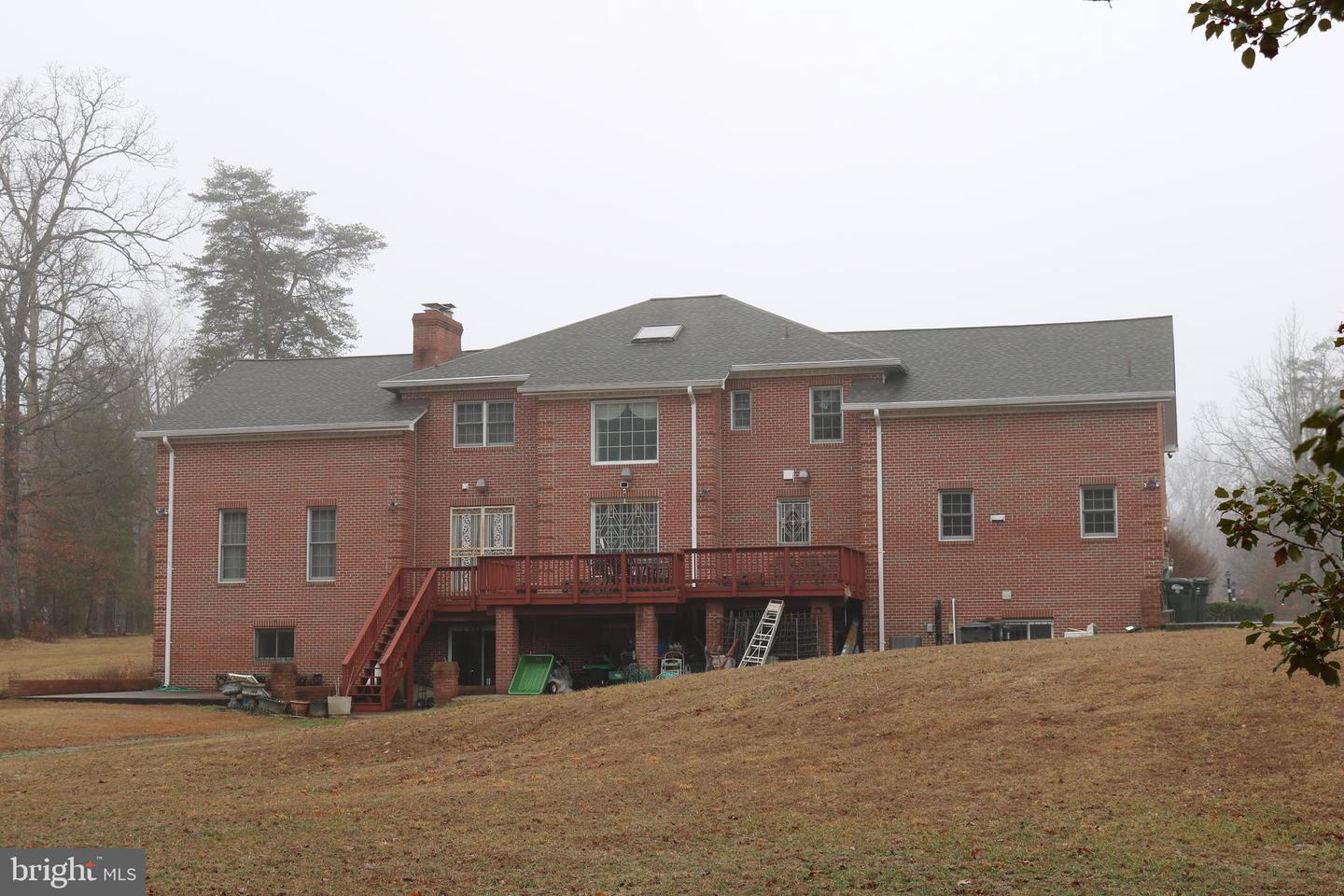 11816 WASHINGTON ST, FAIRFAX, Virginia 22030, 6 Bedrooms Bedrooms, ,4 BathroomsBathrooms,Residential,For sale,11816 WASHINGTON ST,VAFX2293372 MLS # VAFX2293372