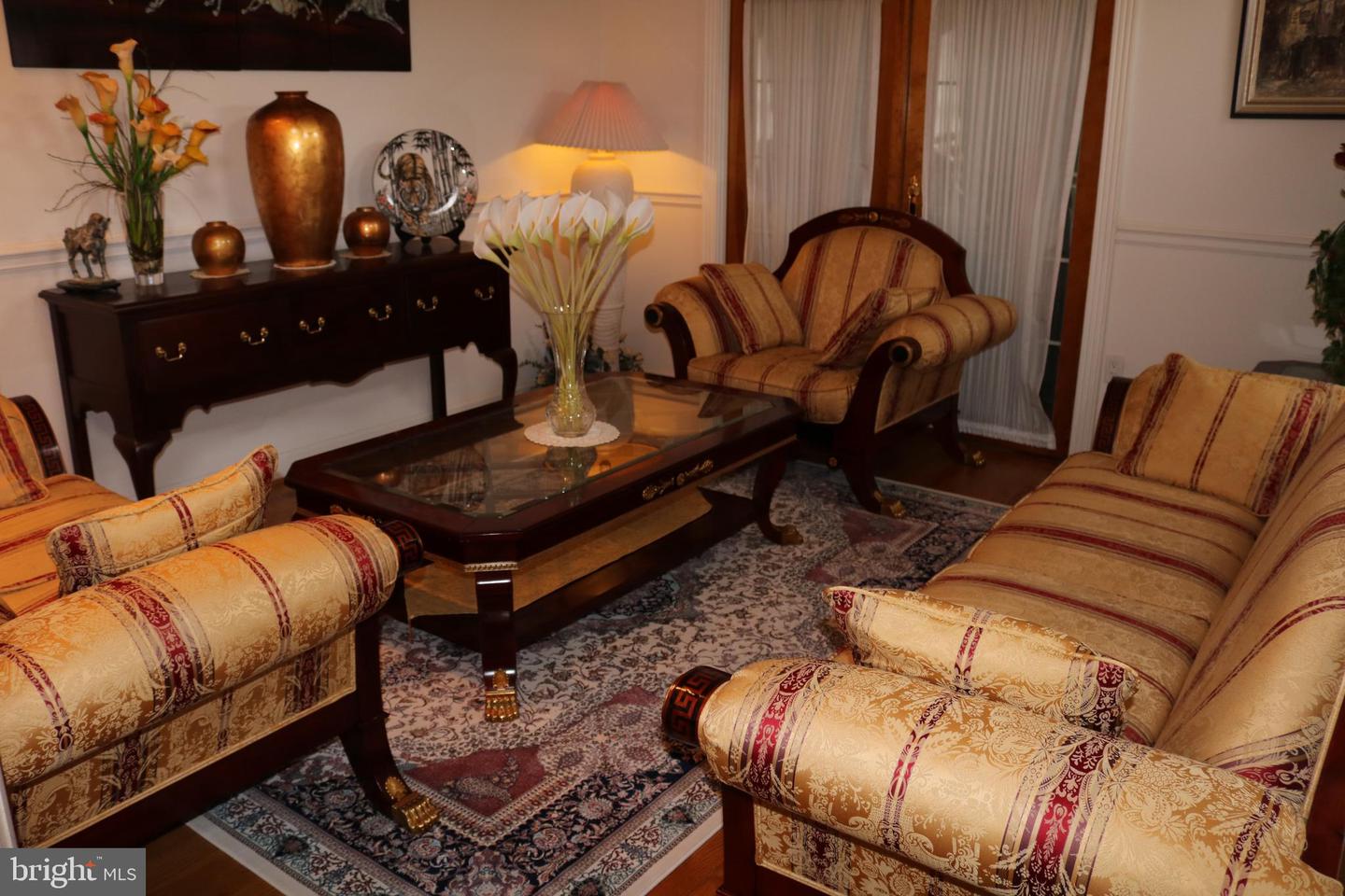 11816 WASHINGTON ST, FAIRFAX, Virginia 22030, 6 Bedrooms Bedrooms, ,4 BathroomsBathrooms,Residential,For sale,11816 WASHINGTON ST,VAFX2293372 MLS # VAFX2293372