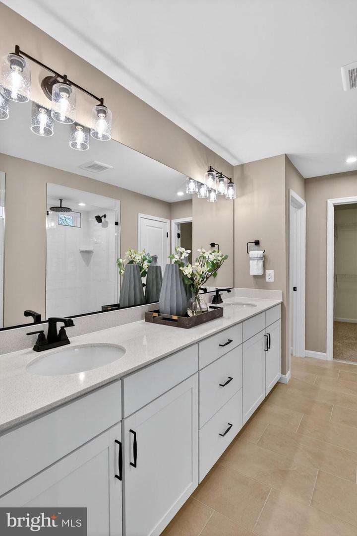 8059 MCKAY ST, BEALETON, Virginia 22712, 4 Bedrooms Bedrooms, ,3 BathroomsBathrooms,Residential,For sale,8059 MCKAY ST,VAFQ2020776 MLS # VAFQ2020776