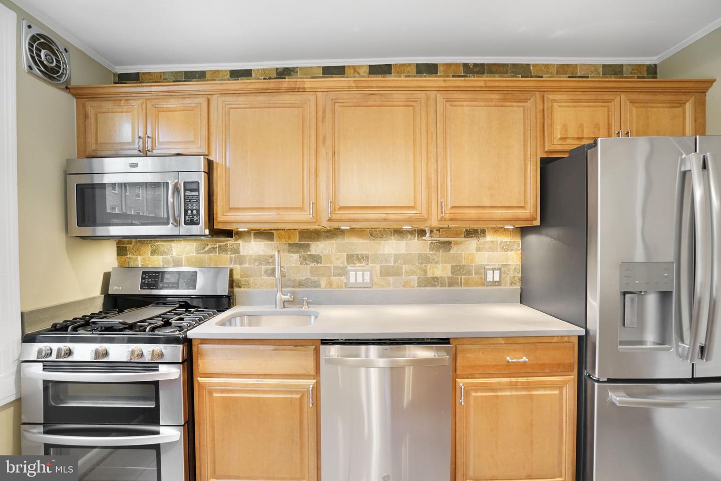 1415 S BARTON ST S #255, ARLINGTON, Virginia 22204, 2 Bedrooms Bedrooms, ,1 BathroomBathrooms,Residential,For sale,1415 S BARTON ST S #255,VAAR2069488 MLS # VAAR2069488