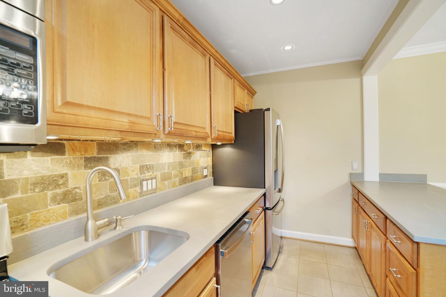 1415 S BARTON ST S #255, ARLINGTON, Virginia 22204, 2 Bedrooms Bedrooms, ,1 BathroomBathrooms,Residential,For sale,1415 S BARTON ST S #255,VAAR2069488 MLS # VAAR2069488