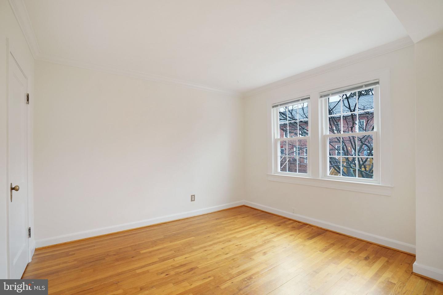 1415 S BARTON ST S #255, ARLINGTON, Virginia 22204, 2 Bedrooms Bedrooms, ,1 BathroomBathrooms,Residential,For sale,1415 S BARTON ST S #255,VAAR2069488 MLS # VAAR2069488