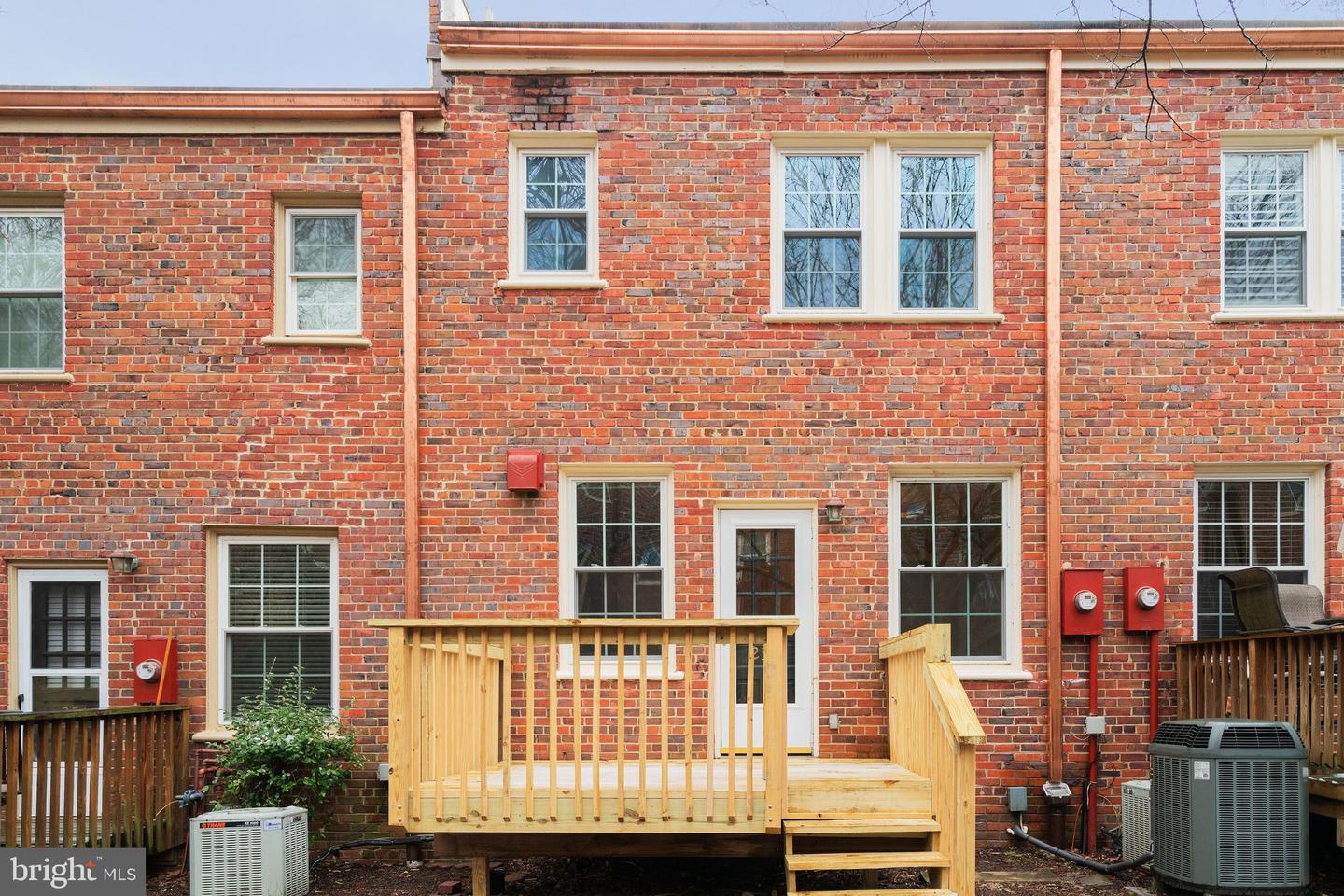 1415 S BARTON ST S #255, ARLINGTON, Virginia 22204, 2 Bedrooms Bedrooms, ,1 BathroomBathrooms,Residential,For sale,1415 S BARTON ST S #255,VAAR2069488 MLS # VAAR2069488