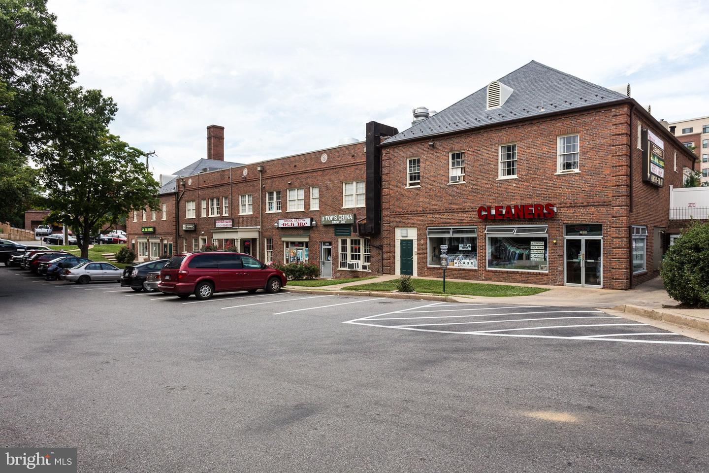 1415 S BARTON ST S #255, ARLINGTON, Virginia 22204, 2 Bedrooms Bedrooms, ,1 BathroomBathrooms,Residential,For sale,1415 S BARTON ST S #255,VAAR2069488 MLS # VAAR2069488