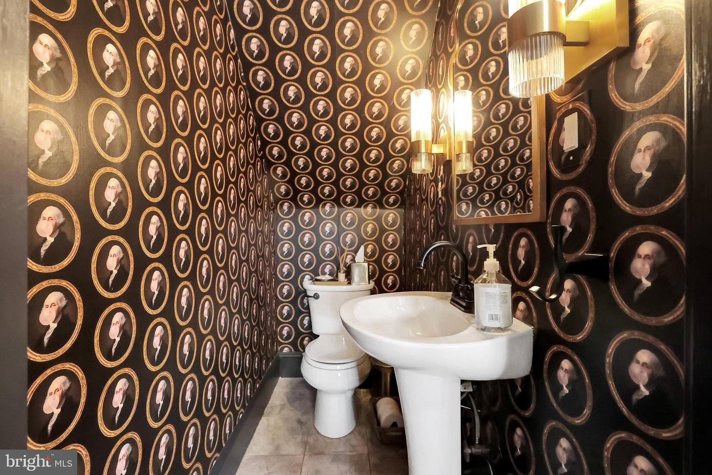 708 I ST SE, WASHINGTON, District Of Columbia 20003, 3 Bedrooms Bedrooms, ,2 BathroomsBathrooms,Residential,For sale,708 I ST SE,DCDC2248366 MLS # DCDC2248366