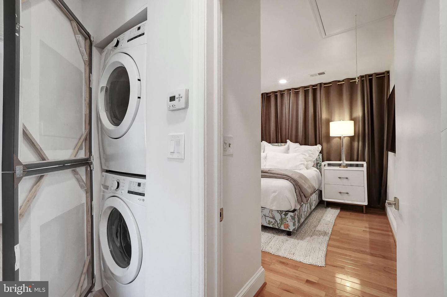 708 I ST SE, WASHINGTON, District Of Columbia 20003, 3 Bedrooms Bedrooms, ,2 BathroomsBathrooms,Residential,For sale,708 I ST SE,DCDC2248366 MLS # DCDC2248366