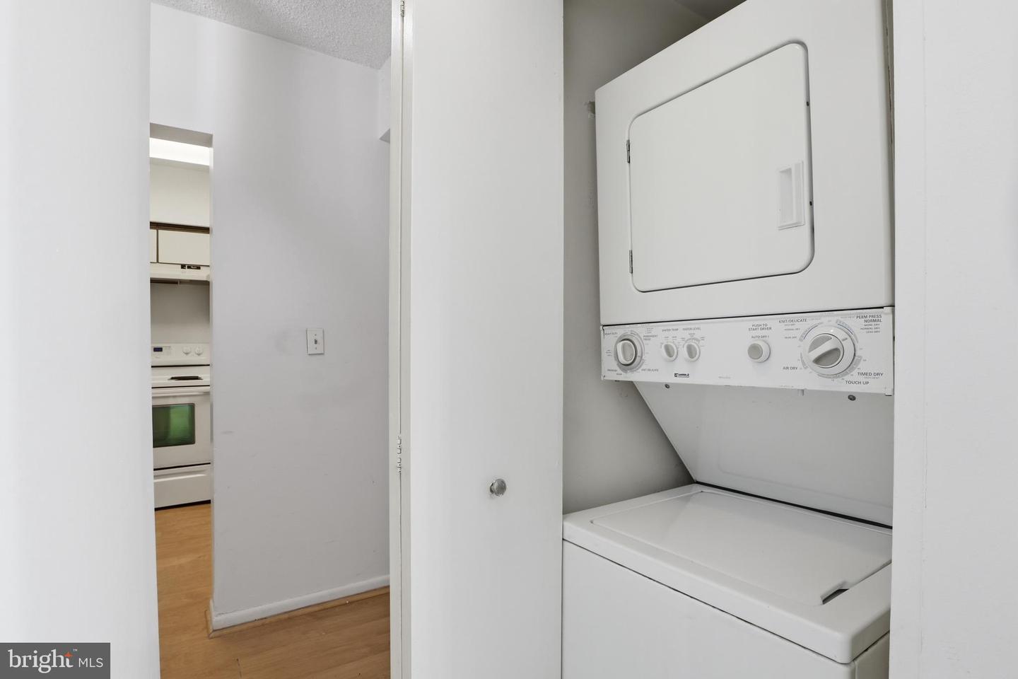 5505 SEMINARY RD #917N, FALLS CHURCH, Virginia 22041, 1 Bedroom Bedrooms, ,1 BathroomBathrooms,Residential,For sale,5505 SEMINARY RD #917N,VAFX2293470 MLS # VAFX2293470