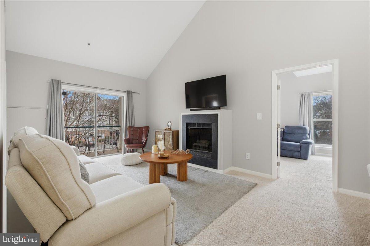 6534 GRANGE LN #202, ALEXANDRIA, Virginia 22315, 2 Bedrooms Bedrooms, ,2 BathroomsBathrooms,Residential,For sale,6534 GRANGE LN #202,VAFX2293488 MLS # VAFX2293488