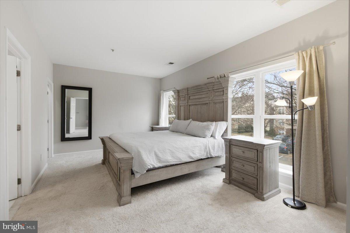 6534 GRANGE LN #202, ALEXANDRIA, Virginia 22315, 2 Bedrooms Bedrooms, ,2 BathroomsBathrooms,Residential,For sale,6534 GRANGE LN #202,VAFX2293488 MLS # VAFX2293488