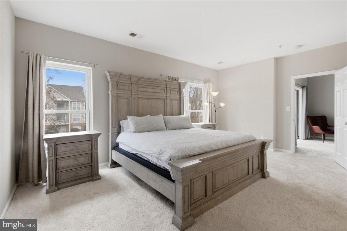 6534 GRANGE LN #202, ALEXANDRIA, Virginia 22315, 2 Bedrooms Bedrooms, ,2 BathroomsBathrooms,Residential,For sale,6534 GRANGE LN #202,VAFX2293488 MLS # VAFX2293488