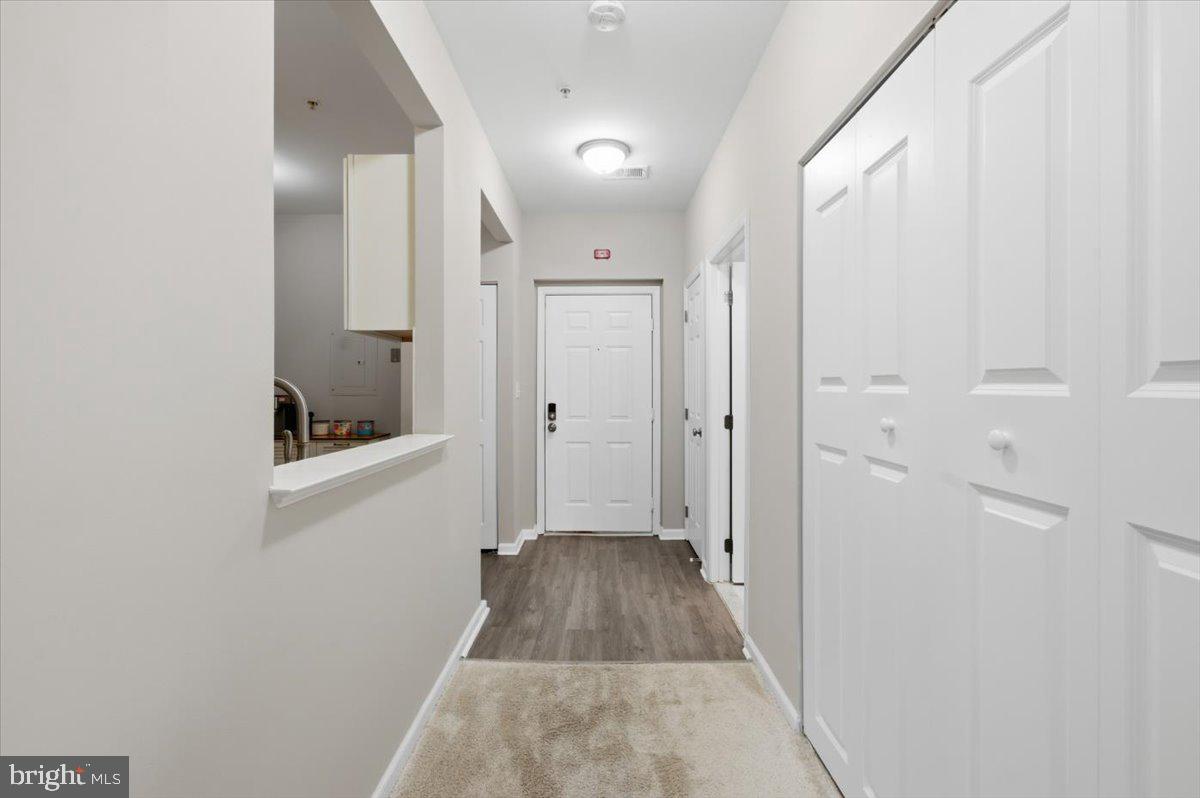 6534 GRANGE LN #202, ALEXANDRIA, Virginia 22315, 2 Bedrooms Bedrooms, ,2 BathroomsBathrooms,Residential,For sale,6534 GRANGE LN #202,VAFX2293488 MLS # VAFX2293488