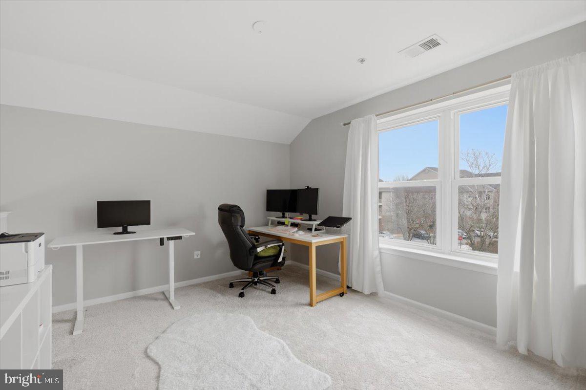 6534 GRANGE LN #202, ALEXANDRIA, Virginia 22315, 2 Bedrooms Bedrooms, ,2 BathroomsBathrooms,Residential,For sale,6534 GRANGE LN #202,VAFX2293488 MLS # VAFX2293488