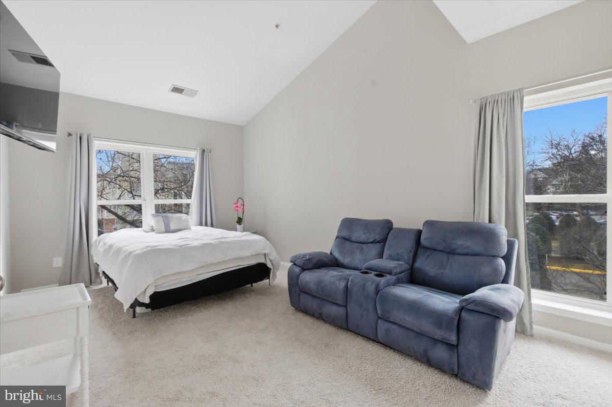 6534 GRANGE LN #202, ALEXANDRIA, Virginia 22315, 2 Bedrooms Bedrooms, ,2 BathroomsBathrooms,Residential,For sale,6534 GRANGE LN #202,VAFX2293488 MLS # VAFX2293488