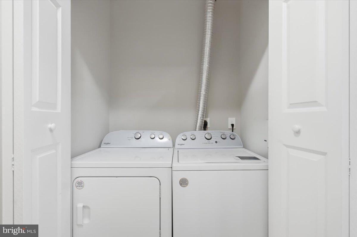 6534 GRANGE LN #202, ALEXANDRIA, Virginia 22315, 2 Bedrooms Bedrooms, ,2 BathroomsBathrooms,Residential,For sale,6534 GRANGE LN #202,VAFX2293488 MLS # VAFX2293488