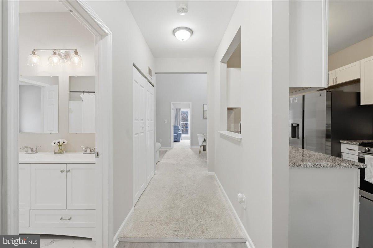 6534 GRANGE LN #202, ALEXANDRIA, Virginia 22315, 2 Bedrooms Bedrooms, ,2 BathroomsBathrooms,Residential,For sale,6534 GRANGE LN #202,VAFX2293488 MLS # VAFX2293488