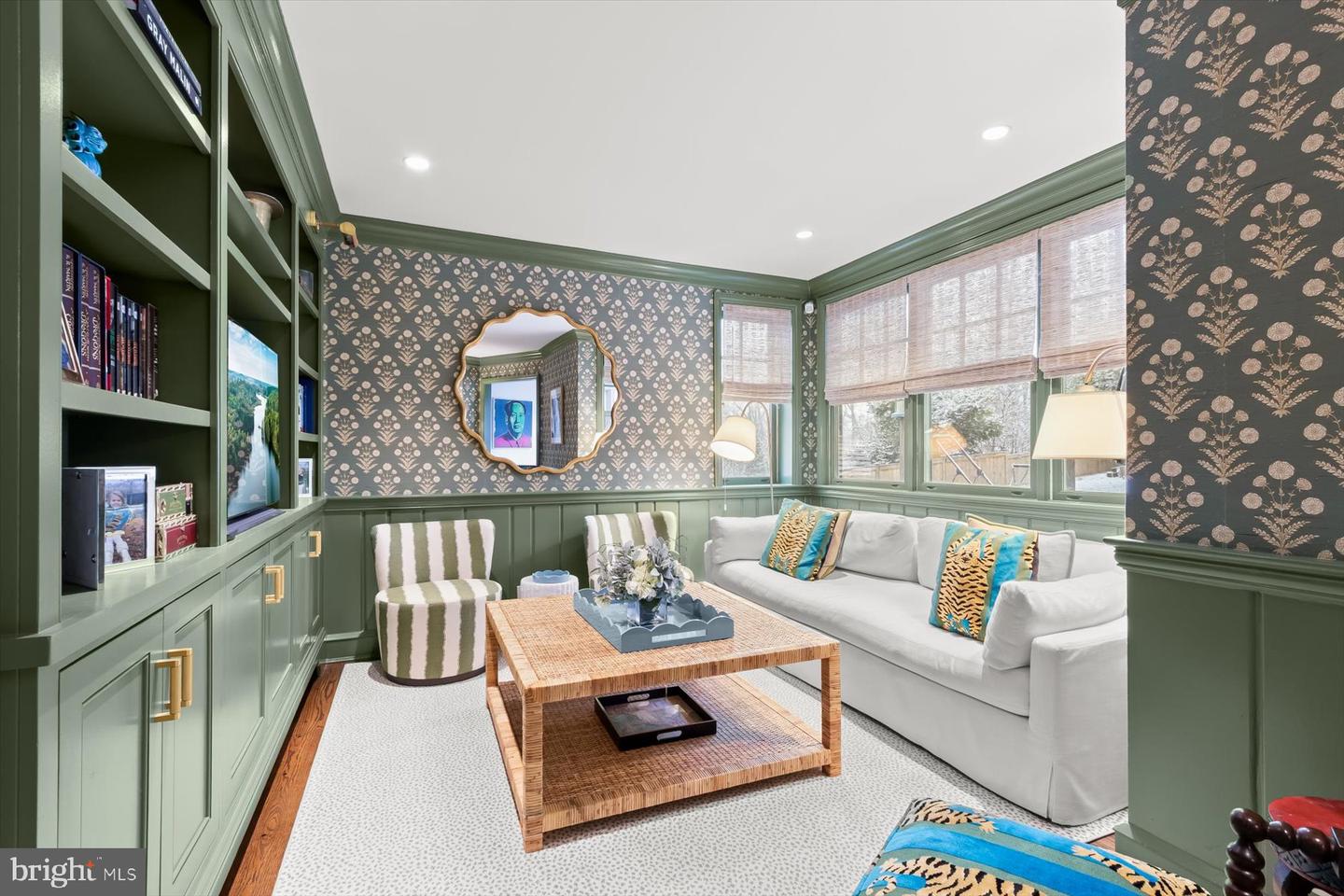 4520 DEXTER ST NW, WASHINGTON, District Of Columbia 20007, 5 Bedrooms Bedrooms, ,4 BathroomsBathrooms,Residential,For sale,4520 DEXTER ST NW,DCDC2248392 MLS # DCDC2248392