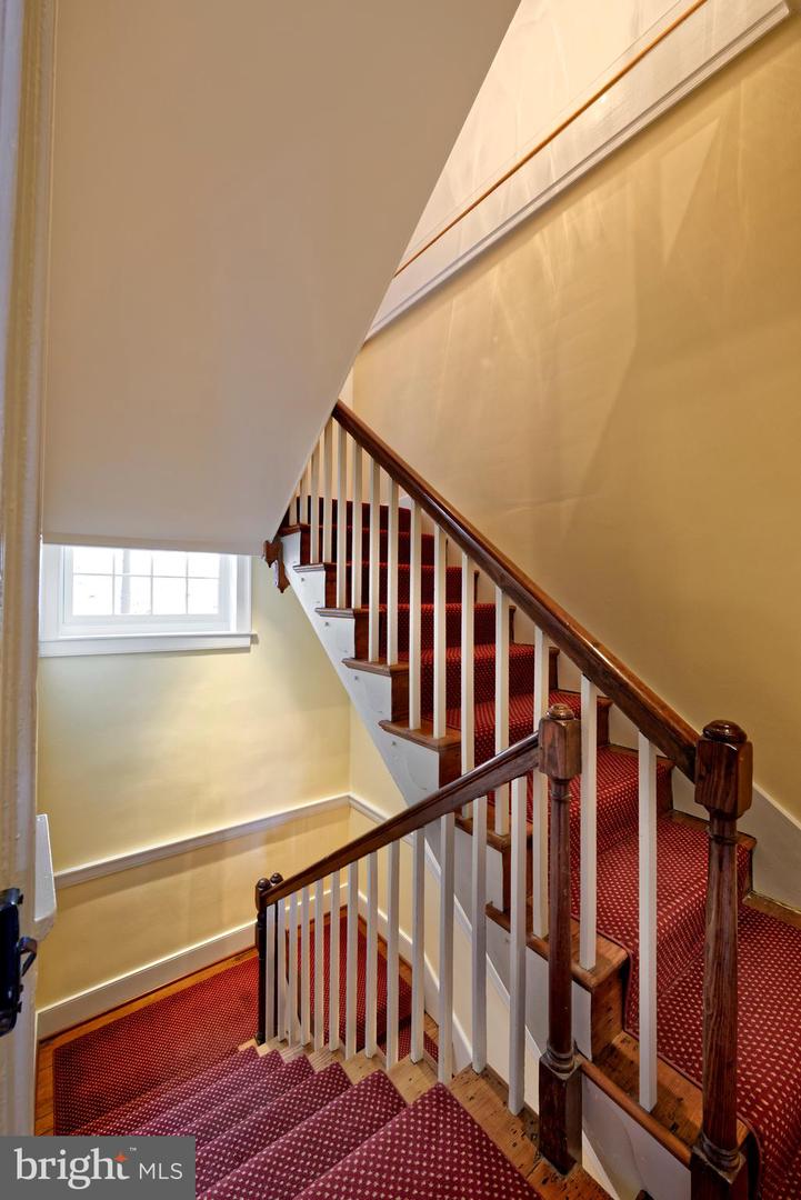 113-115 LEE ST S, ALEXANDRIA, Virginia 22314, 4 Bedrooms Bedrooms, ,4 BathroomsBathrooms,Residential,For sale,113-115 LEE ST S,VAAX2054624 MLS # VAAX2054624