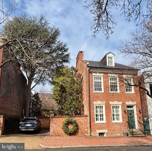 113-115 LEE ST S, ALEXANDRIA, Virginia 22314, 4 Bedrooms Bedrooms, ,4 BathroomsBathrooms,Residential,For sale,113-115 LEE ST S,VAAX2054624 MLS # VAAX2054624