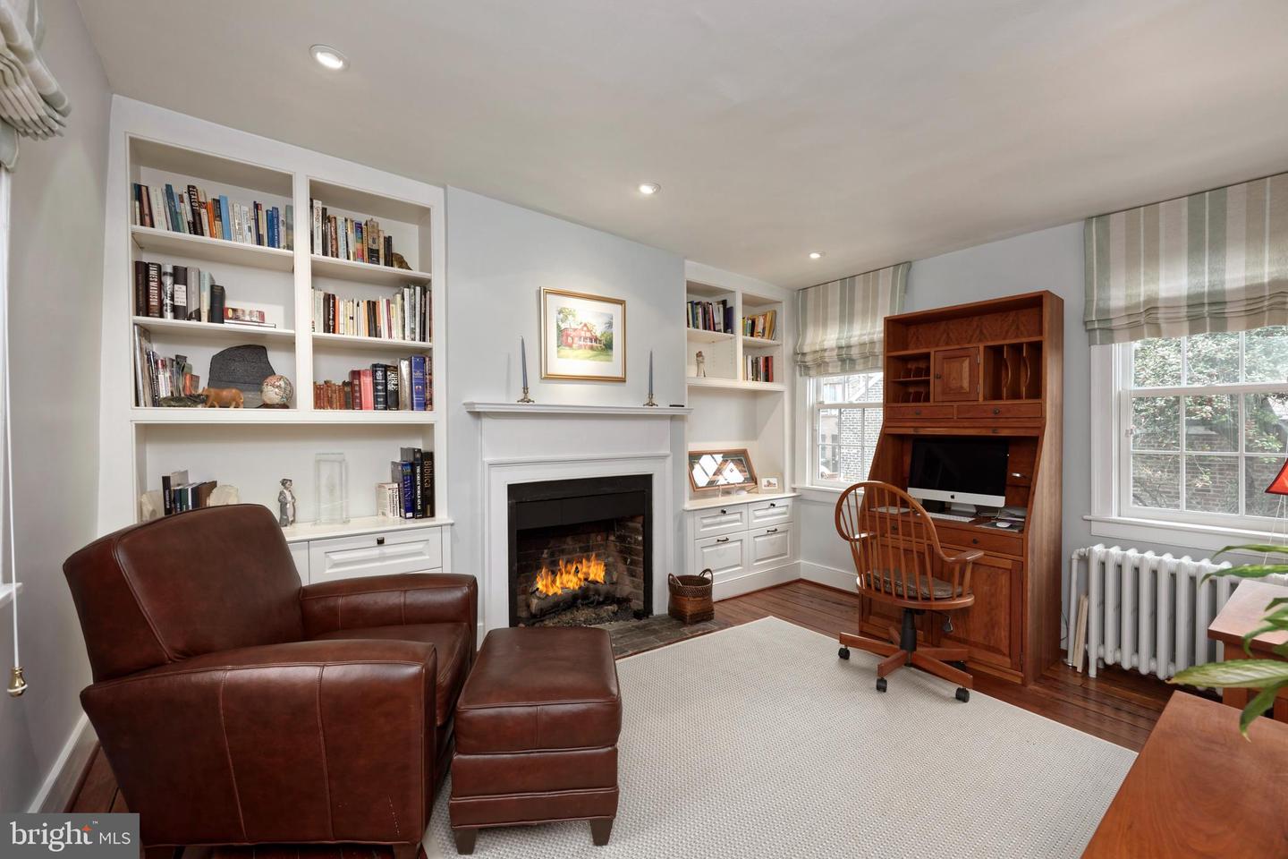 113-115 LEE ST S, ALEXANDRIA, Virginia 22314, 4 Bedrooms Bedrooms, ,4 BathroomsBathrooms,Residential,For sale,113-115 LEE ST S,VAAX2054624 MLS # VAAX2054624