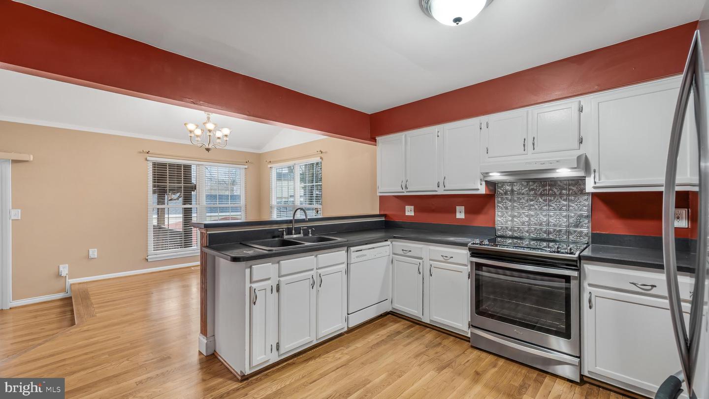 14691 STRATFORD DR, WOODBRIDGE, Virginia 22193, 3 Bedrooms Bedrooms, ,2 BathroomsBathrooms,Residential,For sale,14691 STRATFORD DR,VAPW2113560 MLS # VAPW2113560