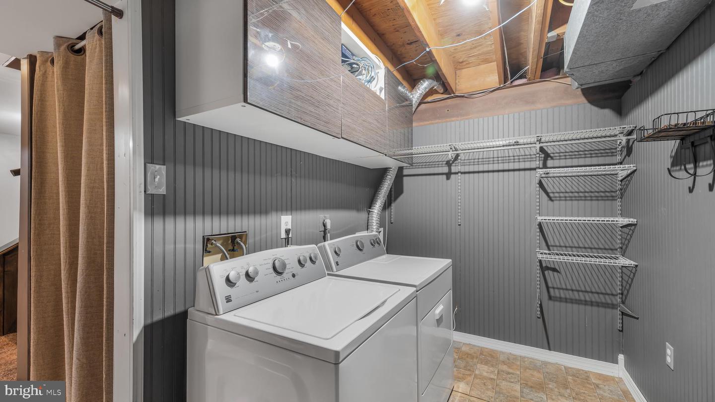 14691 STRATFORD DR, WOODBRIDGE, Virginia 22193, 3 Bedrooms Bedrooms, ,2 BathroomsBathrooms,Residential,For sale,14691 STRATFORD DR,VAPW2113560 MLS # VAPW2113560