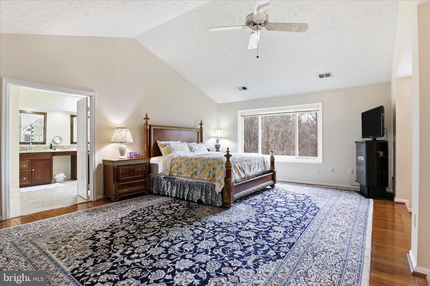 11668 GILMAN LN, HERNDON, Virginia 20170, 4 Bedrooms Bedrooms, 19 Rooms Rooms,3 BathroomsBathrooms,Residential,For sale,11668 GILMAN LN,VAFX2293534 MLS # VAFX2293534