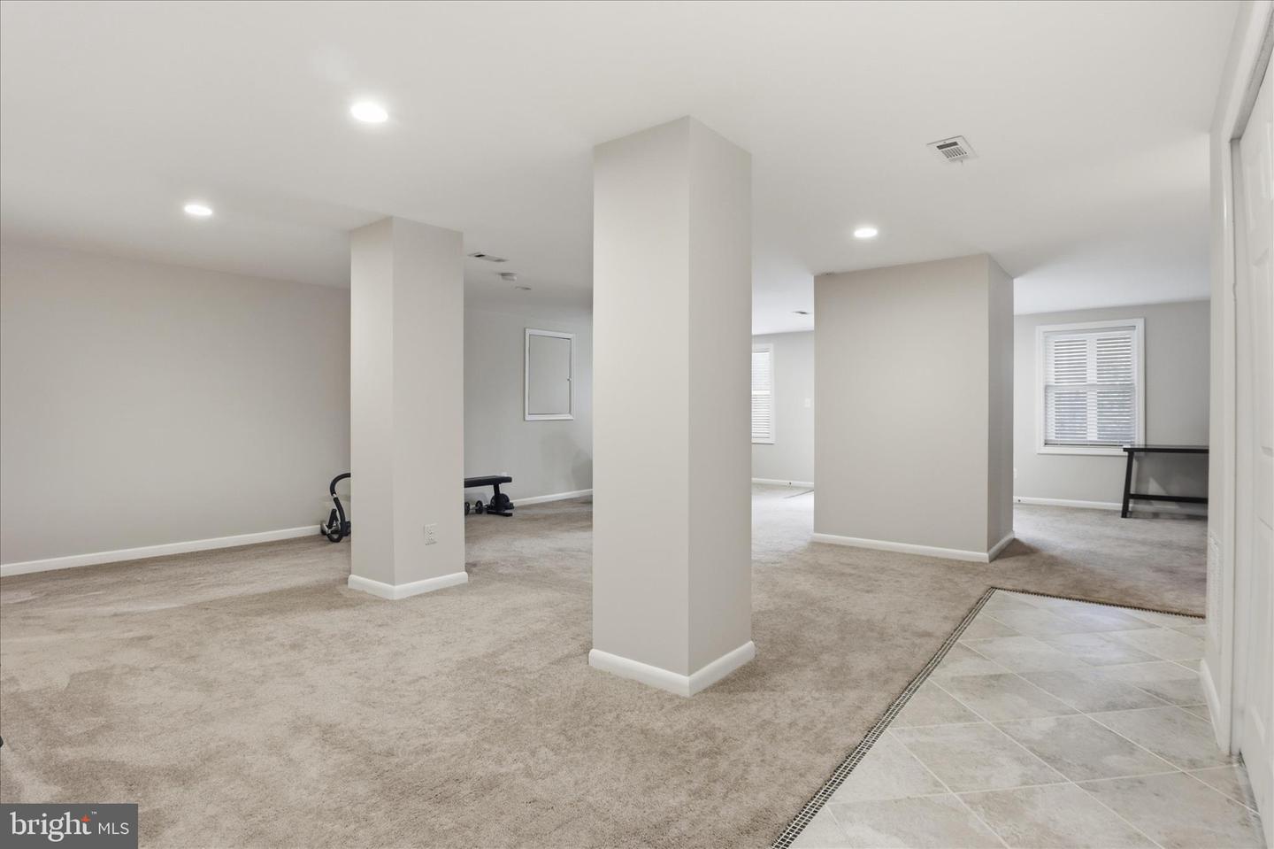 11668 GILMAN LN, HERNDON, Virginia 20170, 4 Bedrooms Bedrooms, 19 Rooms Rooms,3 BathroomsBathrooms,Residential,For sale,11668 GILMAN LN,VAFX2293534 MLS # VAFX2293534