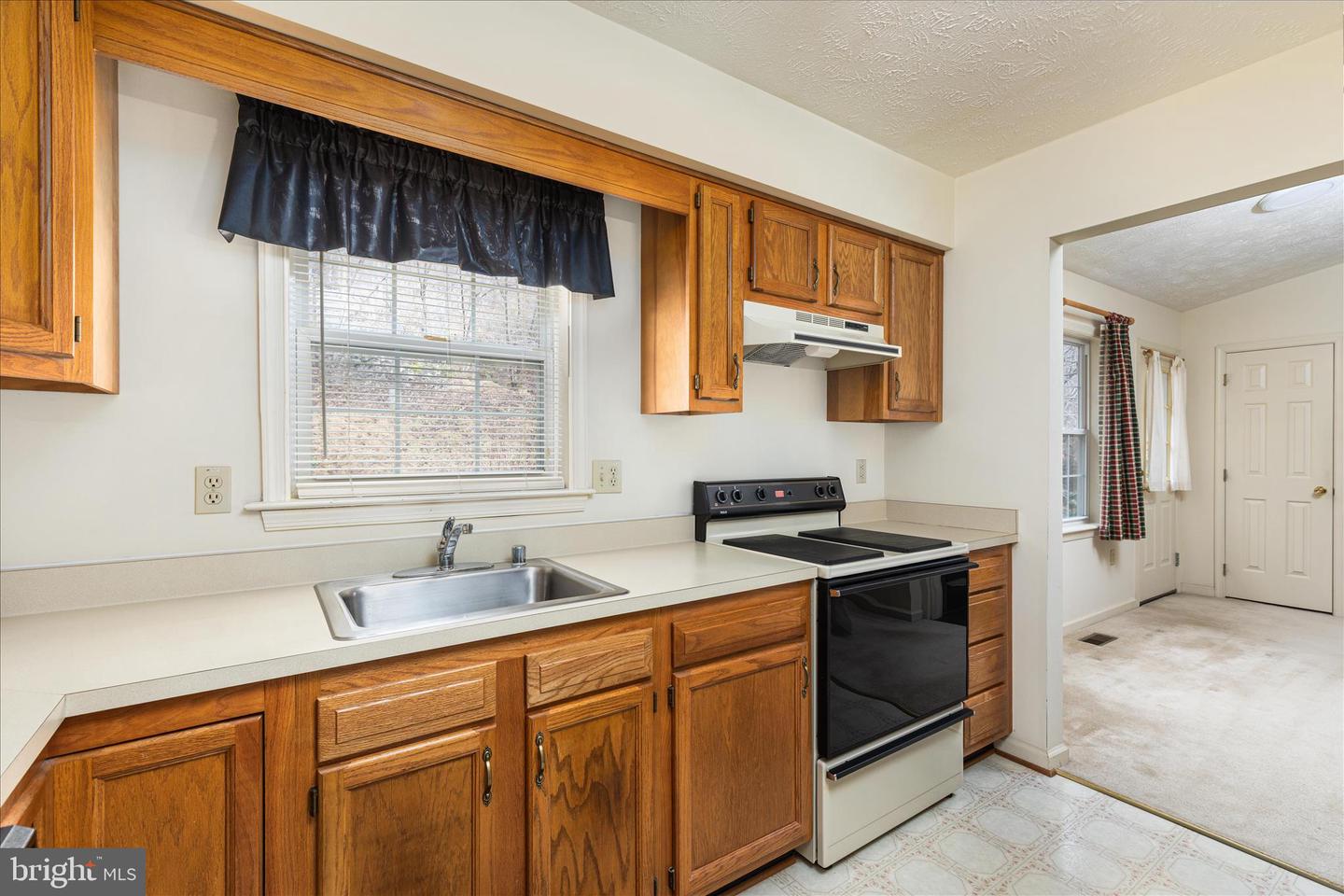 1057 HARMONY ORCHARD RD, FRONT ROYAL, Virginia 22630, 2 Bedrooms Bedrooms, ,1 BathroomBathrooms,Residential,For sale,1057 HARMONY ORCHARD RD,VAWR2013558 MLS # VAWR2013558