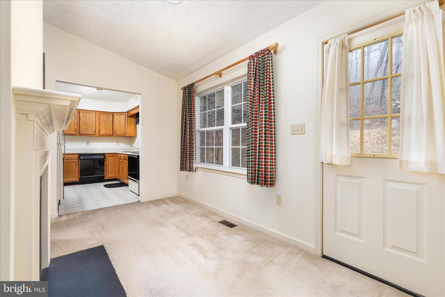 1057 HARMONY ORCHARD RD, FRONT ROYAL, Virginia 22630, 2 Bedrooms Bedrooms, ,1 BathroomBathrooms,Residential,For sale,1057 HARMONY ORCHARD RD,VAWR2013558 MLS # VAWR2013558