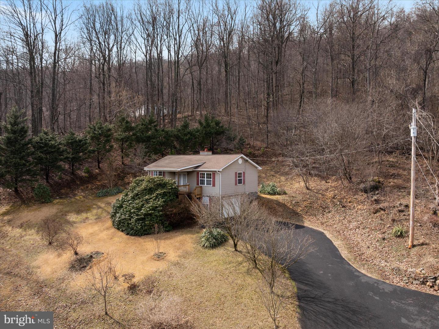 1057 HARMONY ORCHARD RD, FRONT ROYAL, Virginia 22630, 2 Bedrooms Bedrooms, ,1 BathroomBathrooms,Residential,For sale,1057 HARMONY ORCHARD RD,VAWR2013558 MLS # VAWR2013558