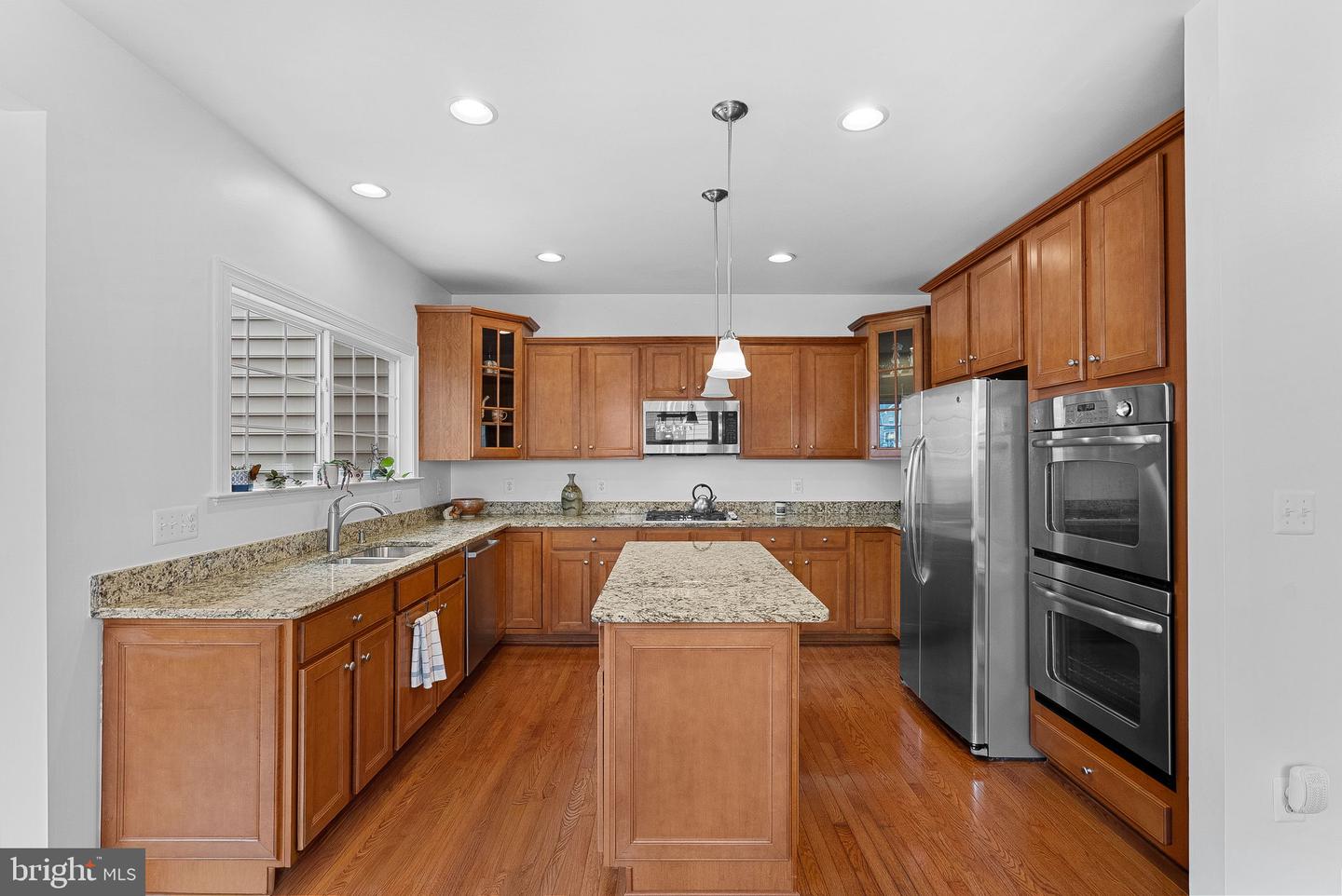 1596 KINNAIRD TER NE, LEESBURG, Virginia 20176, 4 Bedrooms Bedrooms, ,3 BathroomsBathrooms,Residential,For sale,1596 KINNAIRD TER NE,VALO2117118 MLS # VALO2117118