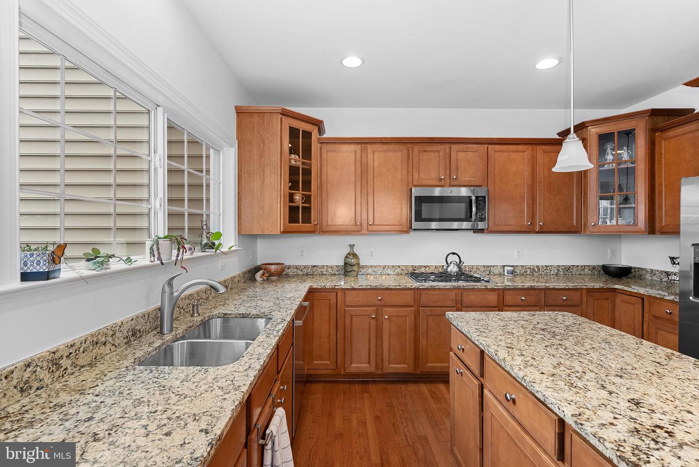 1596 KINNAIRD TER NE, LEESBURG, Virginia 20176, 4 Bedrooms Bedrooms, ,3 BathroomsBathrooms,Residential,For sale,1596 KINNAIRD TER NE,VALO2117118 MLS # VALO2117118