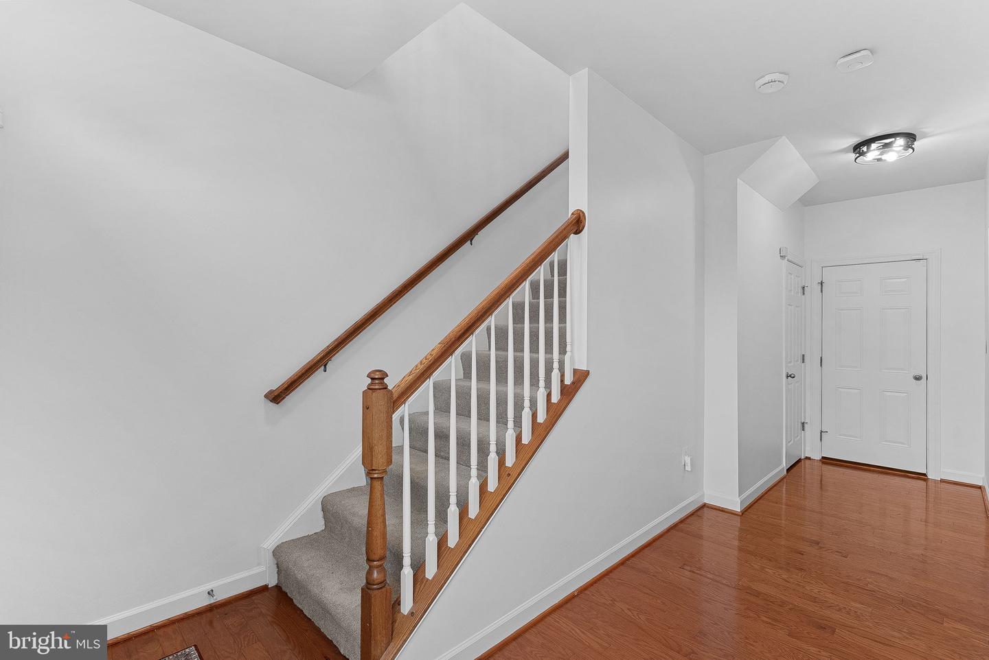 1596 KINNAIRD TER NE, LEESBURG, Virginia 20176, 4 Bedrooms Bedrooms, ,3 BathroomsBathrooms,Residential,For sale,1596 KINNAIRD TER NE,VALO2117118 MLS # VALO2117118