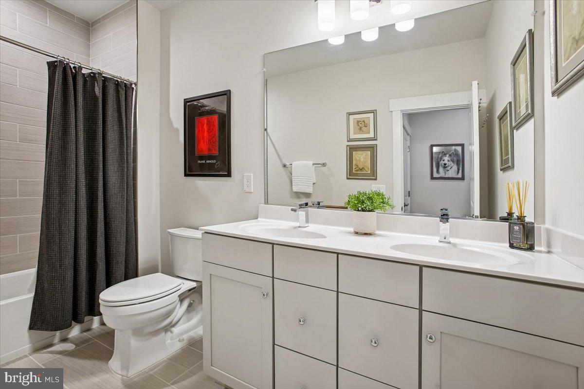 25635 NOT FORGOTTEN TER, CHANTILLY, Virginia 20152, 3 Bedrooms Bedrooms, ,2 BathroomsBathrooms,Residential,For sale,25635 NOT FORGOTTEN TER,VALO2117134 MLS # VALO2117134